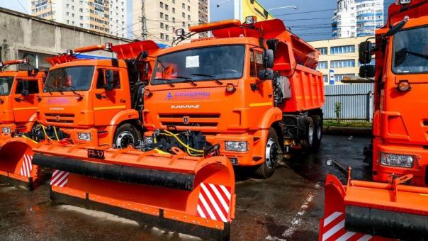 Новосибирск увеличит парк уборочной техники на 113 единиц в 2024 году