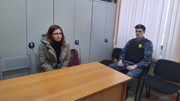 Жительницу Новосибирска оштрафовали за порчу бюллетеней зелёнкой на выборах