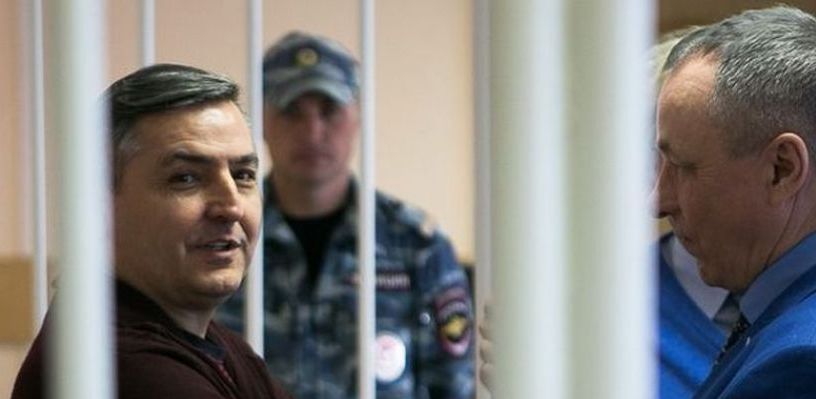 Судья Полищук, посадивший Гамбурга, снял арест с его коттеджа в Чукреевке