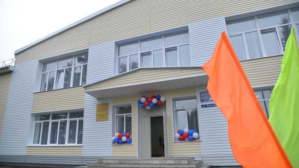 В Большереченском районе Омской области отремонтировали дом культуры за 11 миллионов рублей