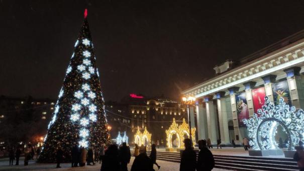 Фейерверка и поздравления от мэра не будет: в центре Новосибирска отменили гуляния в новогоднюю ночь