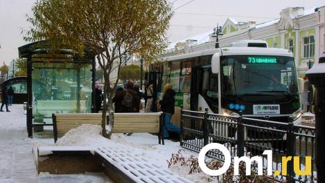 В Омске изменят маршруты автобусов в рождественские праздники