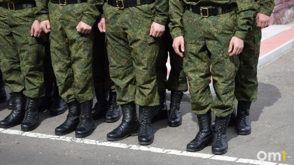 Электронные повестки и новые правила: что изменится для омичей в весеннем призыве – 2025