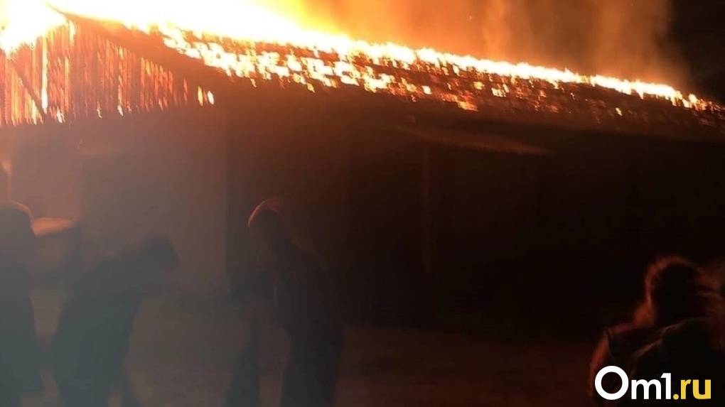«Решили убрать соперников»: в Бурятии неизвестные ночью подожгли общежитие с омскими студентами внутри