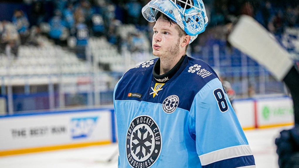 Новосибирский вратарь Алексей Красиков переходит в хоккейную команду «Сочи»