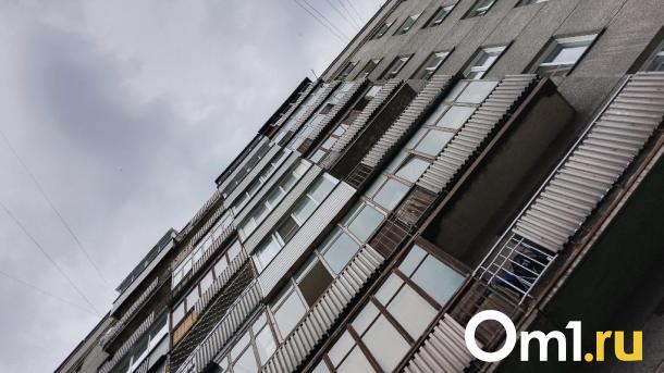 Смертельная фотосессия: подросток упал с балкона 22-этажного дома в Новосибирске