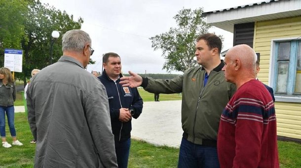 Виталий Хоценко оценил работу тюкалинцев в сфере благоустройства