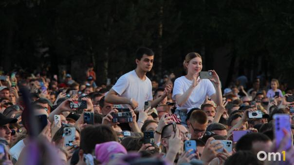 Звёздные гости: стало известно о ведущих на День молодёжи в Омске