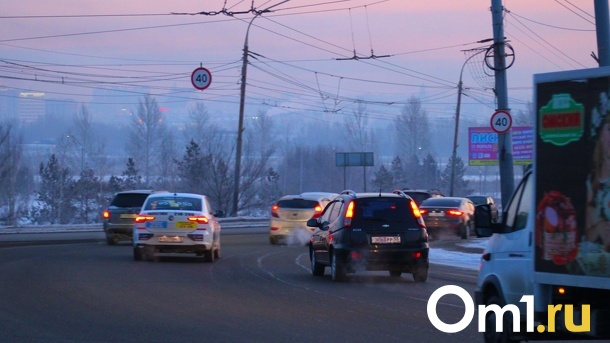 На омских мостах установили камеры, которые фиксируют непристёгнутых водителей