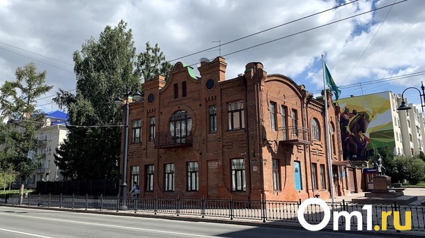 Омский хулиган напал на консульство Казахстана