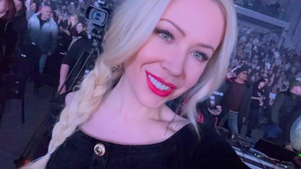 Мизулина и певец SHAMAN были замечены в новосибирском отеле Grand Autograph