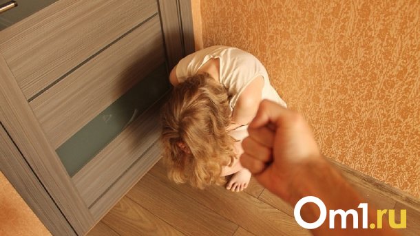 Омич похитил свою бывшую жену и сжёг её одежду