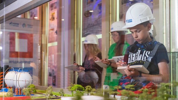 На Омском НПЗ запустили волонтерскую акцию «Мастерскую добра»