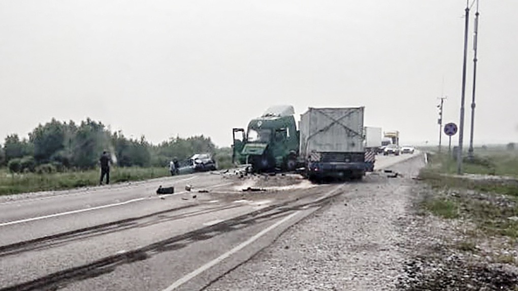 Трасса омск новосибирск. ДТП трасса Новосибирск 23.07.2019. ДТП на Омской трассе около Новосибирска. Аст54 Новосибирске аварии вчера трасса р254.