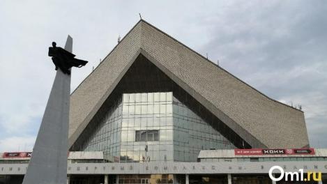 На капремонт аварийного СКК Блинова в Омске требуется больше миллиарда рублей