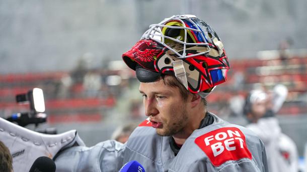 Один из вратарей омского «Авангарда» уходит — клуб ищет ему новую команду