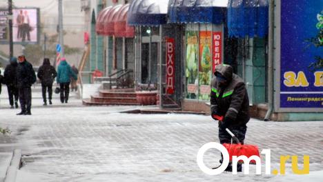 В Омске ужесточили правила уборки снега возле зданий