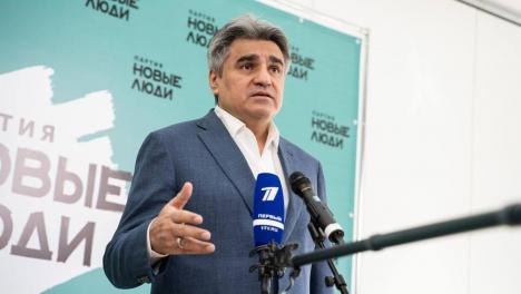 В России внедряют систему «Мигрант ID» партии «Новые люди»: что изменится в Новосибирске