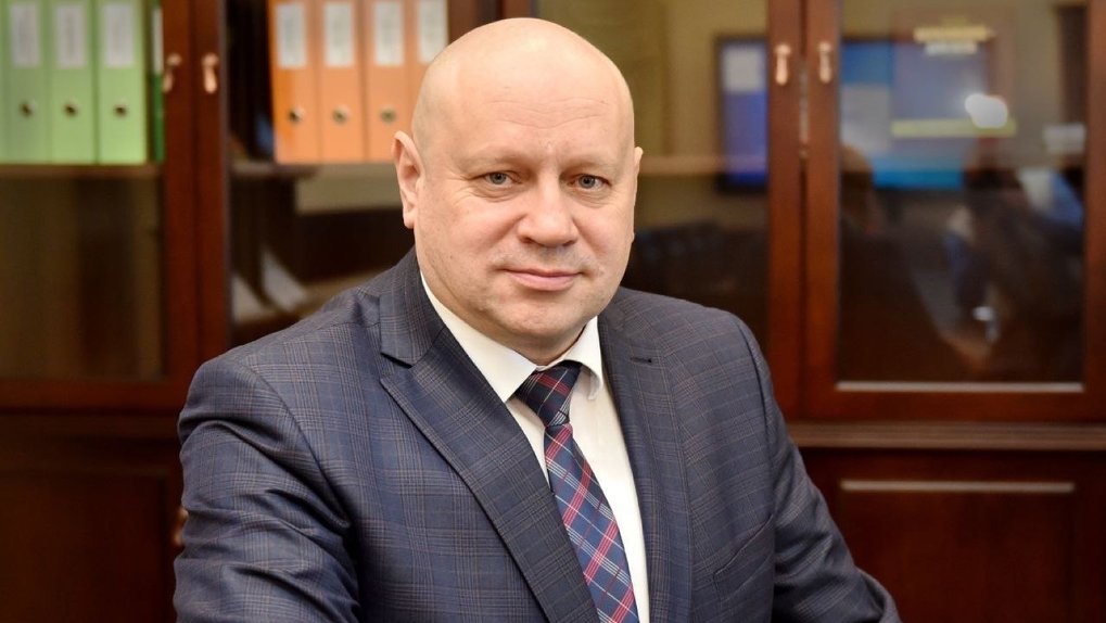 Портал Om1.ru поздравляет мэра Омска Сергея Шелеста с днём рождения