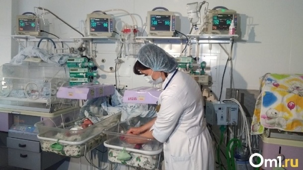 Регистрировать ребёнка по месту жительства родителей разрешили в России