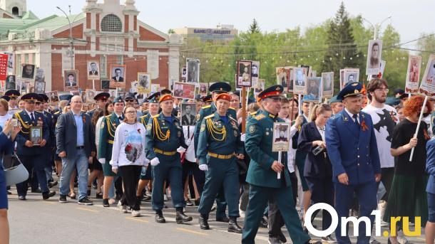 Неожиданный участник акции: в «Бессмертном полку» Новосибирска появился Сталин