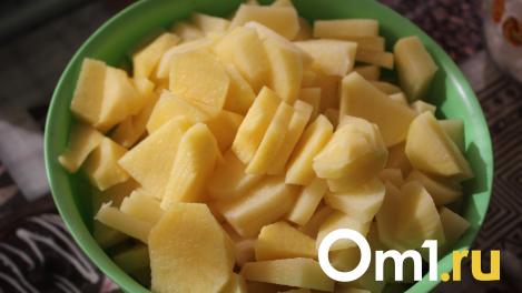 В Омской области резко подорожал картофель — чем ещё удивит рынок продуктов в мае?