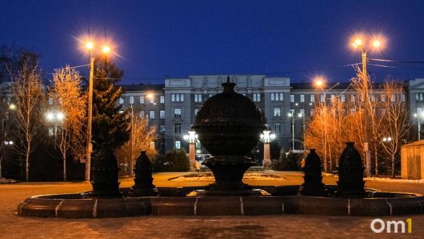 Памятник Дзержинскому в Омске: казаки проиграли спор за сквер?