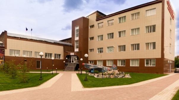 В Новосибирске работников колледжа наградили медалью Покрышкина