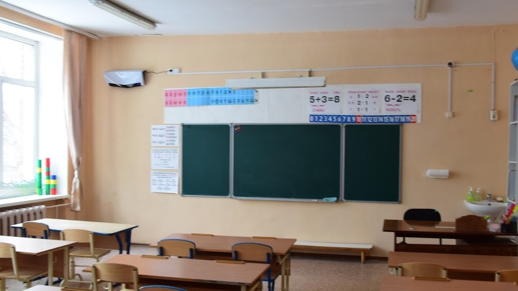 В Омской области на карантин закрыли уже 143 школы — там бушуют ОРВИ и коронавирус