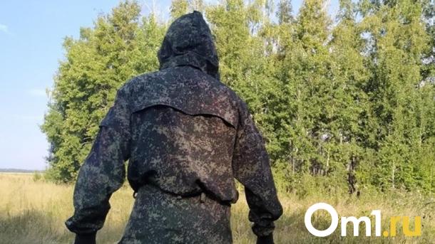 В Омской области две недели ищут мужчину с двумя шрамами