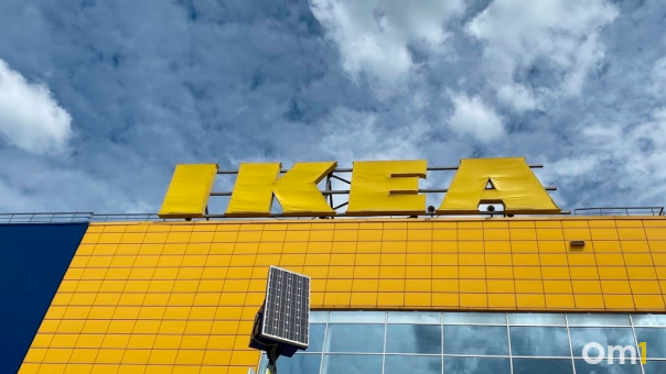 «Помянем?»: вывеску IKEA демонтировали в Новосибирске