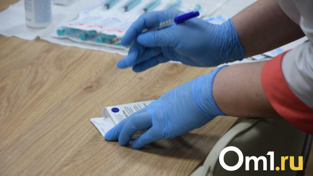 В Омск привезли французскую вакцину от опасных инфекций