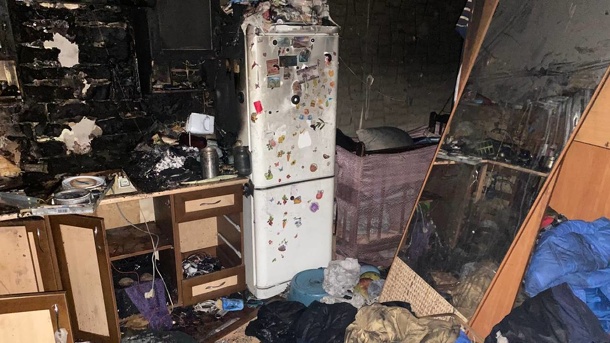 Появились фотографии из квартиры на Космическом проспекте, где погибла семья