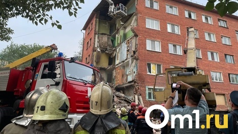 «Они считают, что в доме можно жить»: рухнувший дом в Омске признали аварийным за день до происшествия