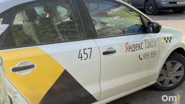 В Новосибирске нехватка водителей провоцирует рост цен на такси