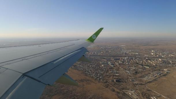 Прибытие 12 рейсов S7 в аэропорт Толмачёво задерживается, один отменён