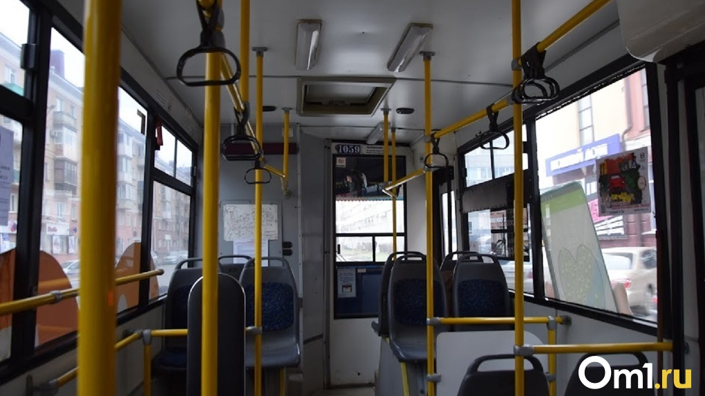 Пять автобусов поменяют маршрут из-за ремонта теплосетей