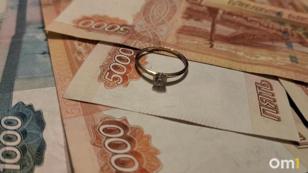 Дорогие кольца любви: новосибирцы платят на 90 % больше за обручальные кольца