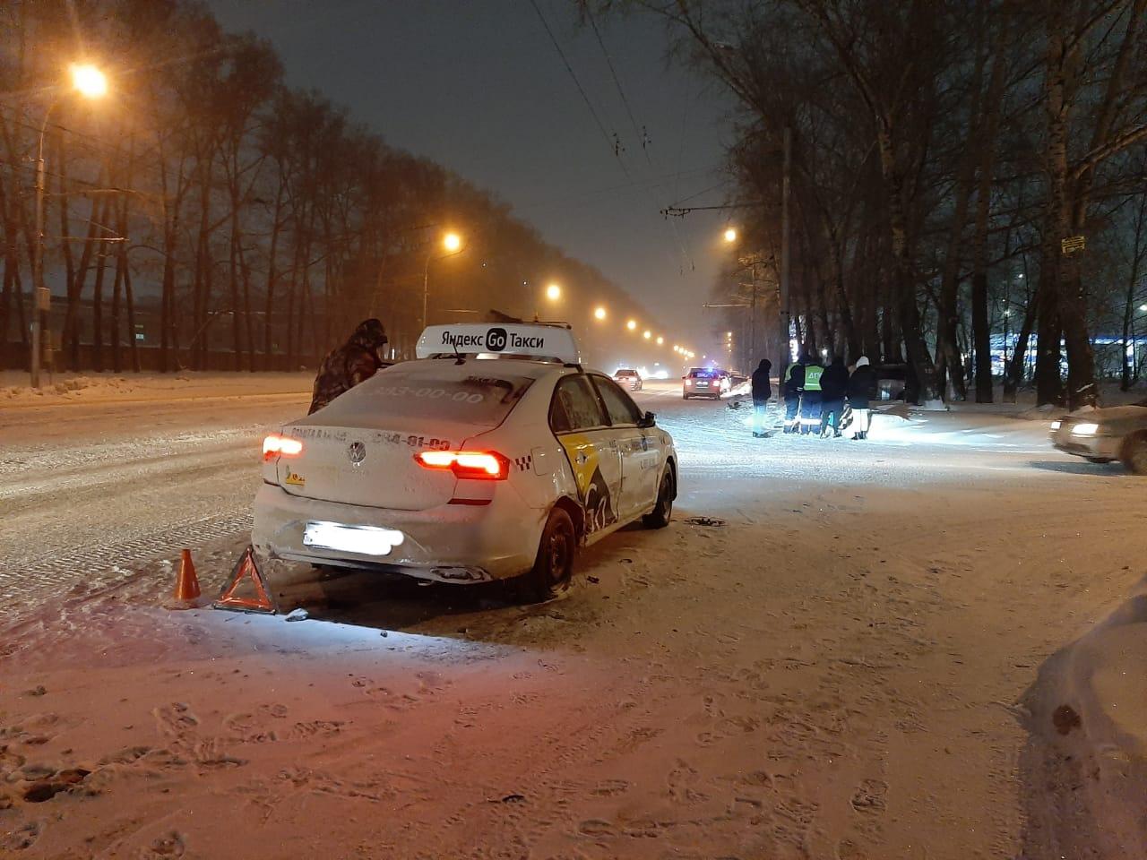 Хоррор такси. Такси ночью. Авария такси Новосибирск.
