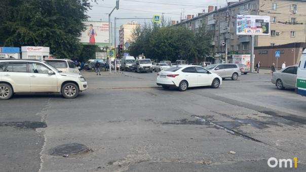 Перекрёсток Блюхера и Ватутина перекроют из-за ремонта теплотрассы в Новосибирске