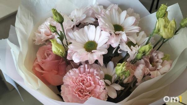Омички рассказали, какие подарки ждут на 8 Марта