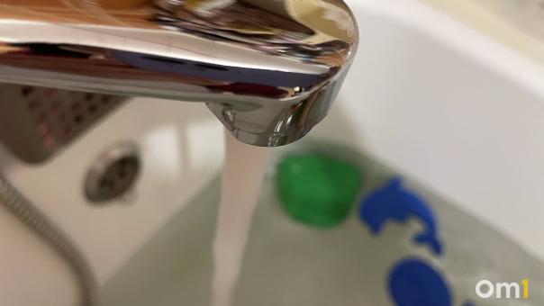 Из-за аномальной жары омичи расходуют воду в рекордных количествах