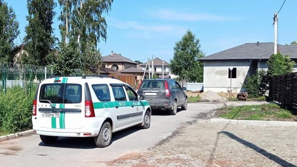 Житель Бердска заплатит штраф за установку забора на территории соседа