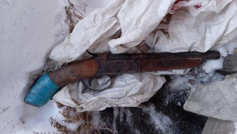 Омич до смерти избил знакомого в общежитии, а позже у него нашли обрез