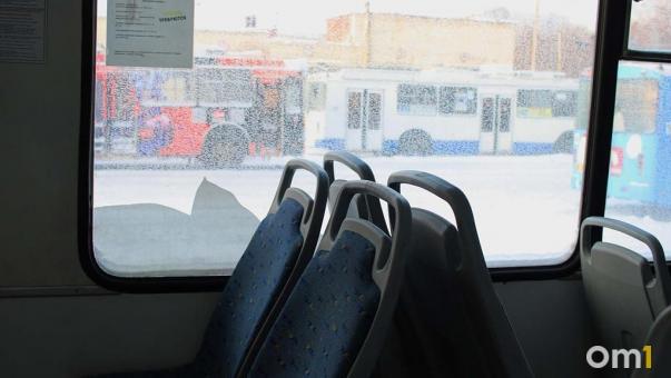 В Омске уменьшится количество транспорта сразу на двух маршрутах