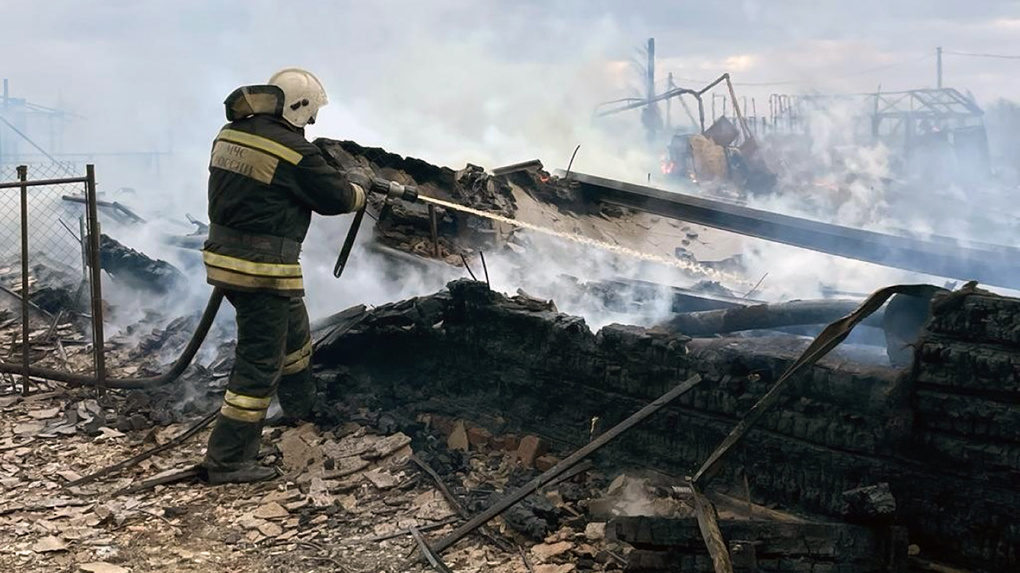 Смерть и халатность. Омский следком возбудил уголовное дело из-за пожаров в Называевске и Новоалександровке