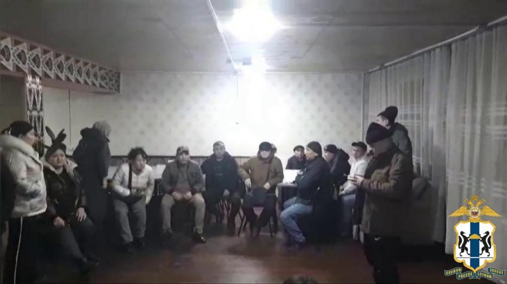 В Новосибирске задержали 18 мигрантов после рейдов по общепитам