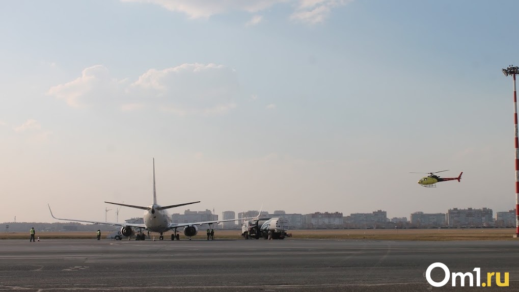 В Омске увеличили расходы на перелёты чиновников в командировки