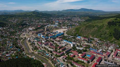 Яркие снимки: новосибирский фотограф запечатлел Горно-Алтайск. ФОТО