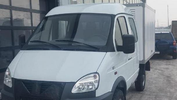 В омском муниципальном приюте появилась новая спецтехника для перевозки собак